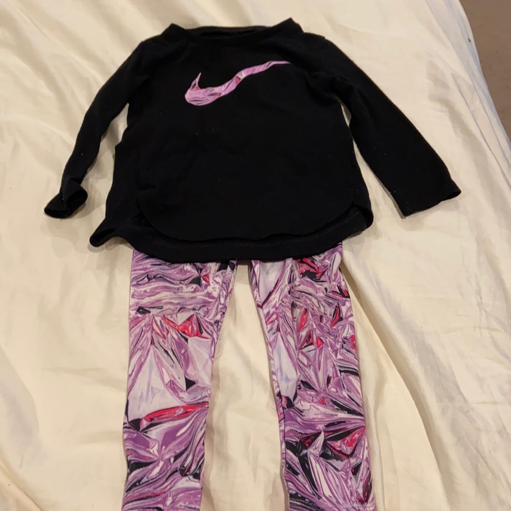 Nike leggings and shirt set size 18 months